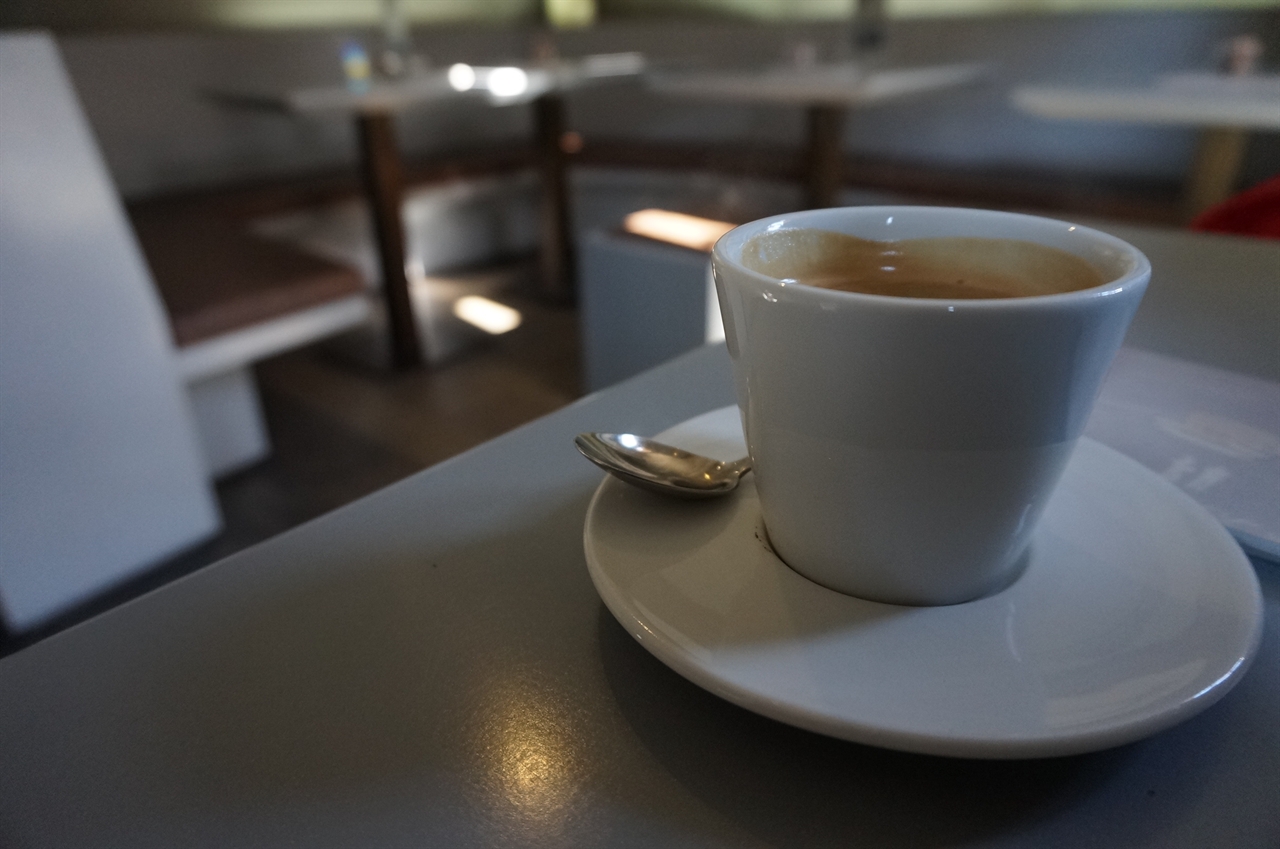  깊고 풍부한 맛의 이탈리아 커피는 꼭 경험해봐야 한다.