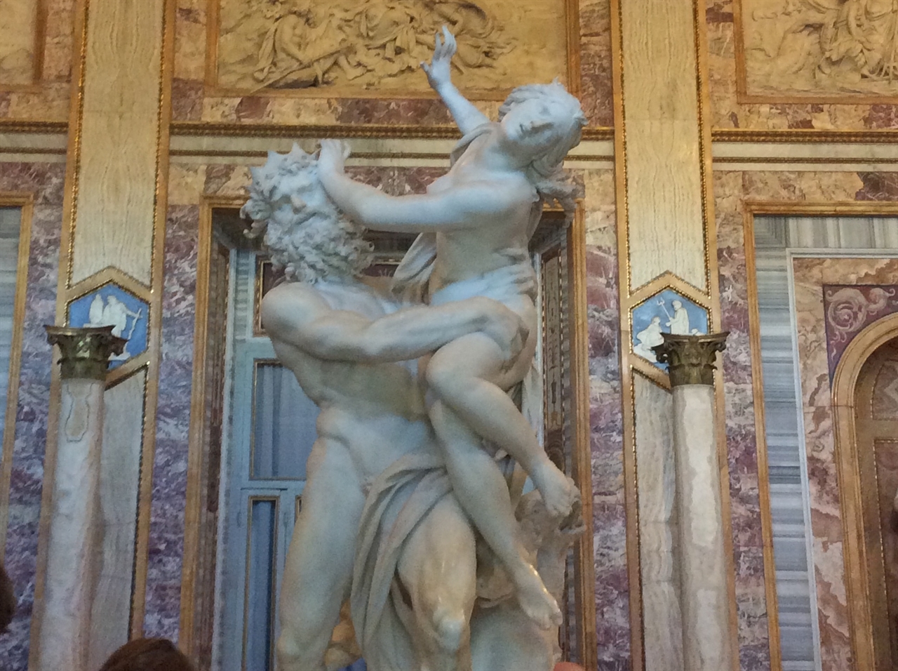 베르니니 '페르세포네를 납치하는 하데스' 로마 보르게세 미술관