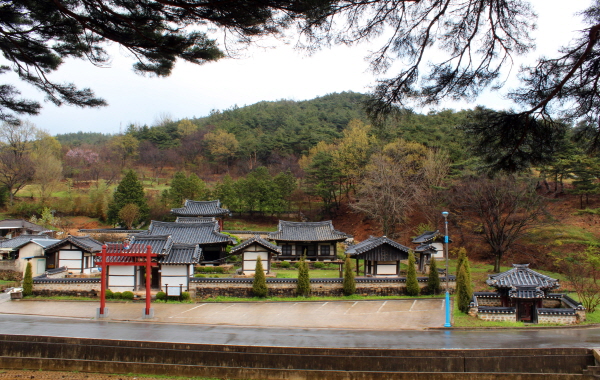 경남 산청 서계서원 전경.