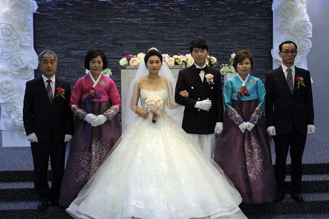 신랑 박재영 군과 신부 박다연 양 결혼, 축하합니다!