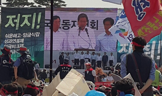 김무성 새누리당 대표가 인사말을 하고 있다.