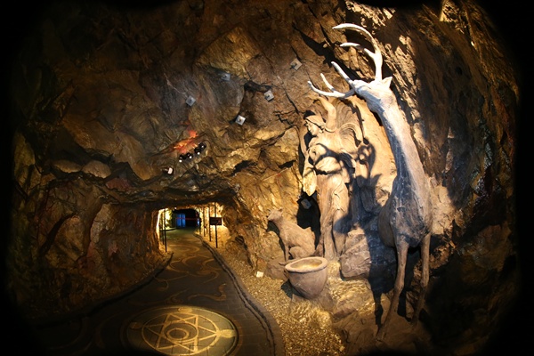 광명동굴