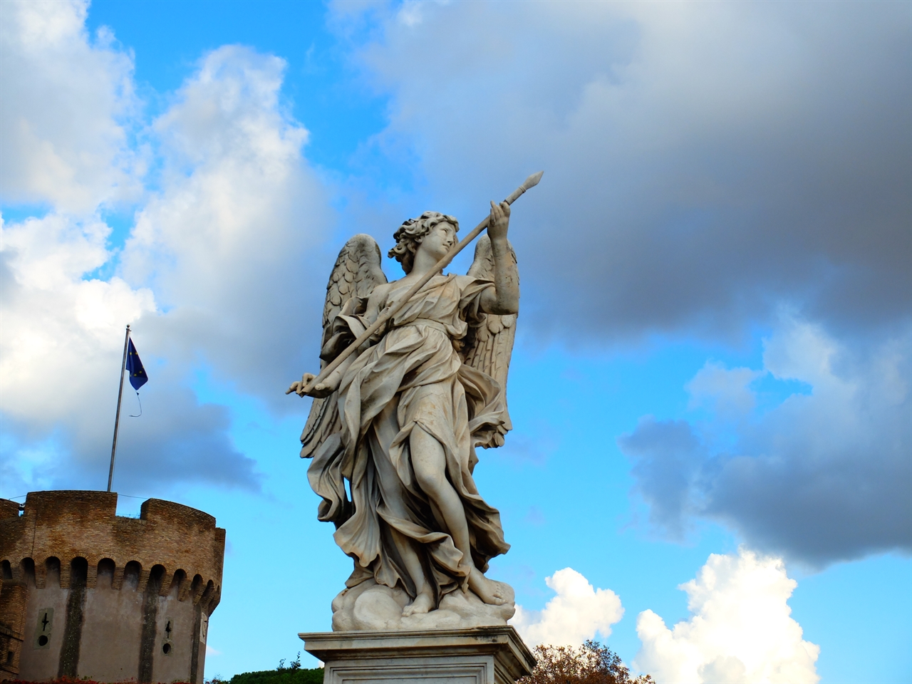 도메니코 구이디 '창을 든 천사'(베르니니 디자인) 로마, 산탄젤로 다리  