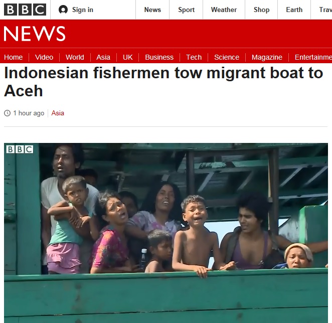 공해상에서 표류하는 로힝야족 난민선의 처참한 상황을 전하는 BBC 뉴스 갈무리.
