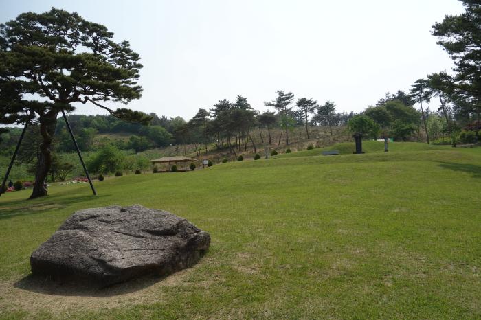     추사고택옆에 있는 추사김정희의 묘소