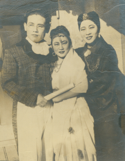 1940년대 후반 K.P.K악단 공연 당시 김해송, 강윤복, 주리