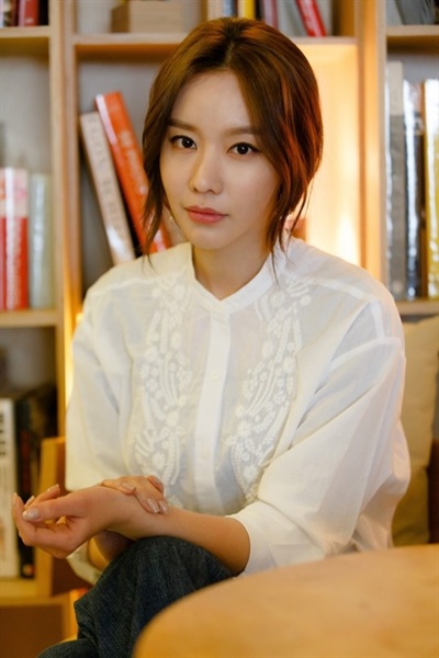  배우 김아중