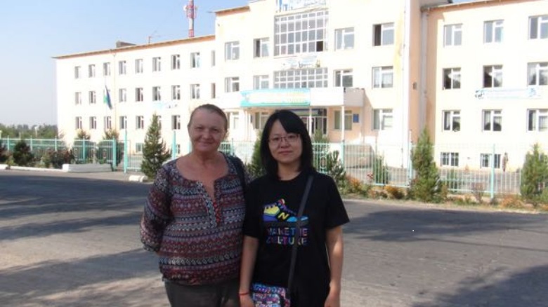 우즈베키스탄 현지 조사에서 공익법센터 어필의 김세진 변호사와 엘레나