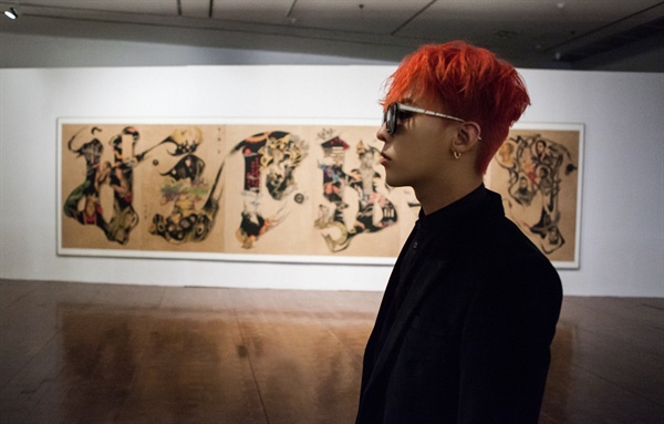  오는 9일부터 서울시립미술관에서 현대미술 전시회 <피스마이너스원>을 여는 빅뱅 지드래곤