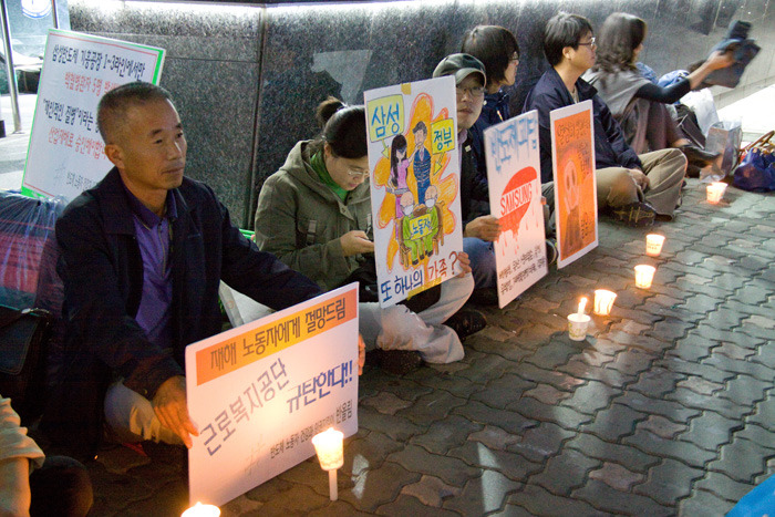 산재신청자들에게 입증책임이 있는 것도 모자라 삼성, 정부는 역학조사에 신청자와 그 대리인이 참여할 권리를 제한하고 있다. 