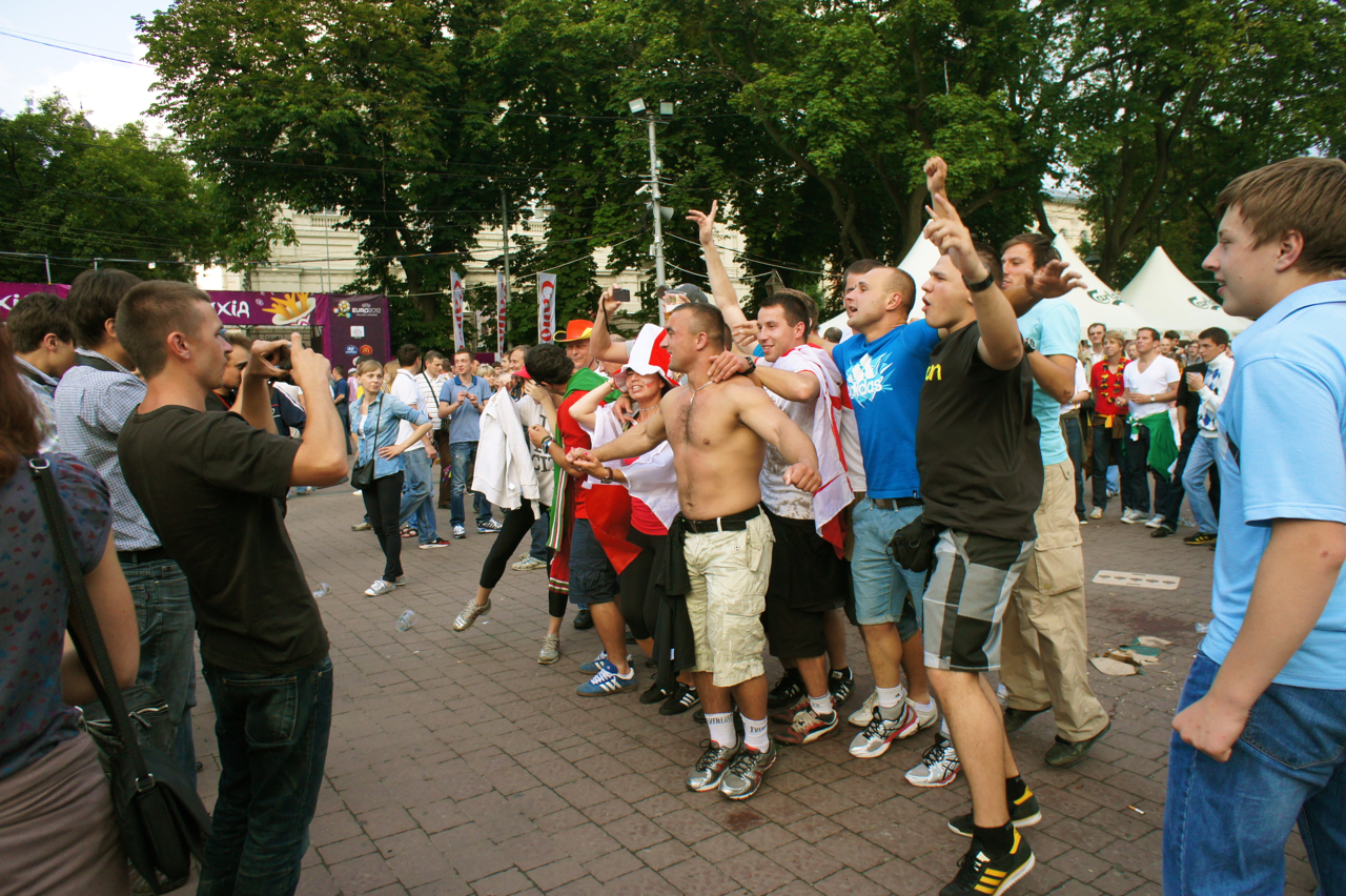 곧 시작될 우크라이나-폴란드 유로컵 행사 준비로 시내는 활기차다(여행 당시 2012년).