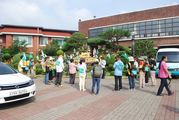 이날 순례단의 출정식에서 전주교 광주교구의 최민식 신부는 '핵발전은 인간의 탐욕의 정점이다. 우리 모두 검약과 절제로운 삶으로 탈핵을 이루자'고 하였다.