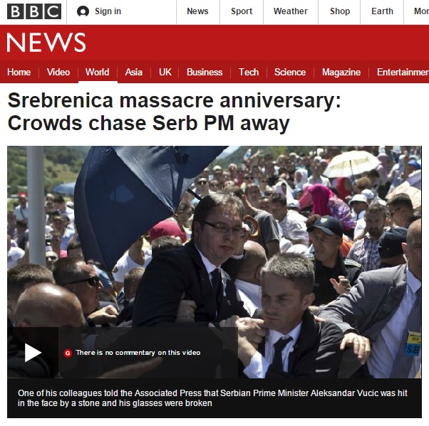 알렉산다르 부시치 세르비아 총리와 보스니아 군중들의 충돌을 보도하는 BBC 뉴스 갈무리.