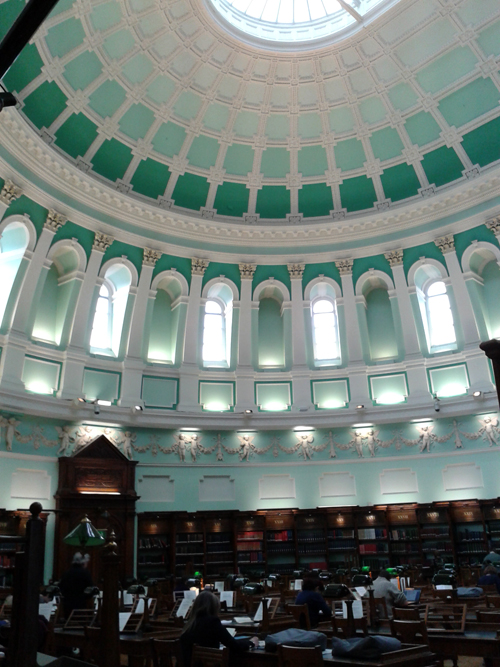 아일랜드 국립도서관 리딩룸