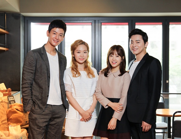  tvN <오 나의 귀신님>에 출연 중인 배우 임주환, 김슬기, 박보영, 조정석(왼쪽부터)