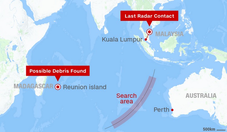 실종된 말레이시아 항공 여객기의 기존 수색 범위와 잔해 추정 물체가 발견돈 곳의 위치를 나타낸 지도.