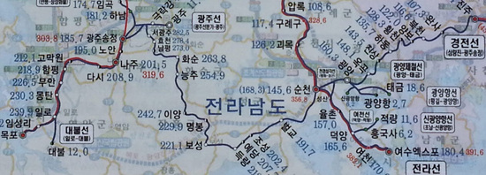 목포-광주송정-순천-진주 철길(이 자료는 KTX Magazine 한국철도노선도에서 부분을 인용하였다. - 편집자)