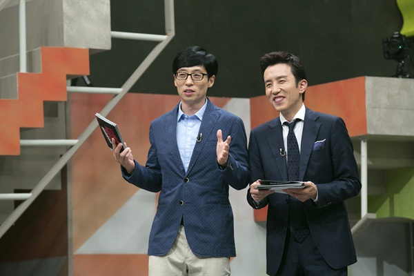  JTBC <투유 프로젝트-슈가맨을 찾아서>의 진행을 맡은 '팀장' 유재석(왼쪽)과 유희열. 