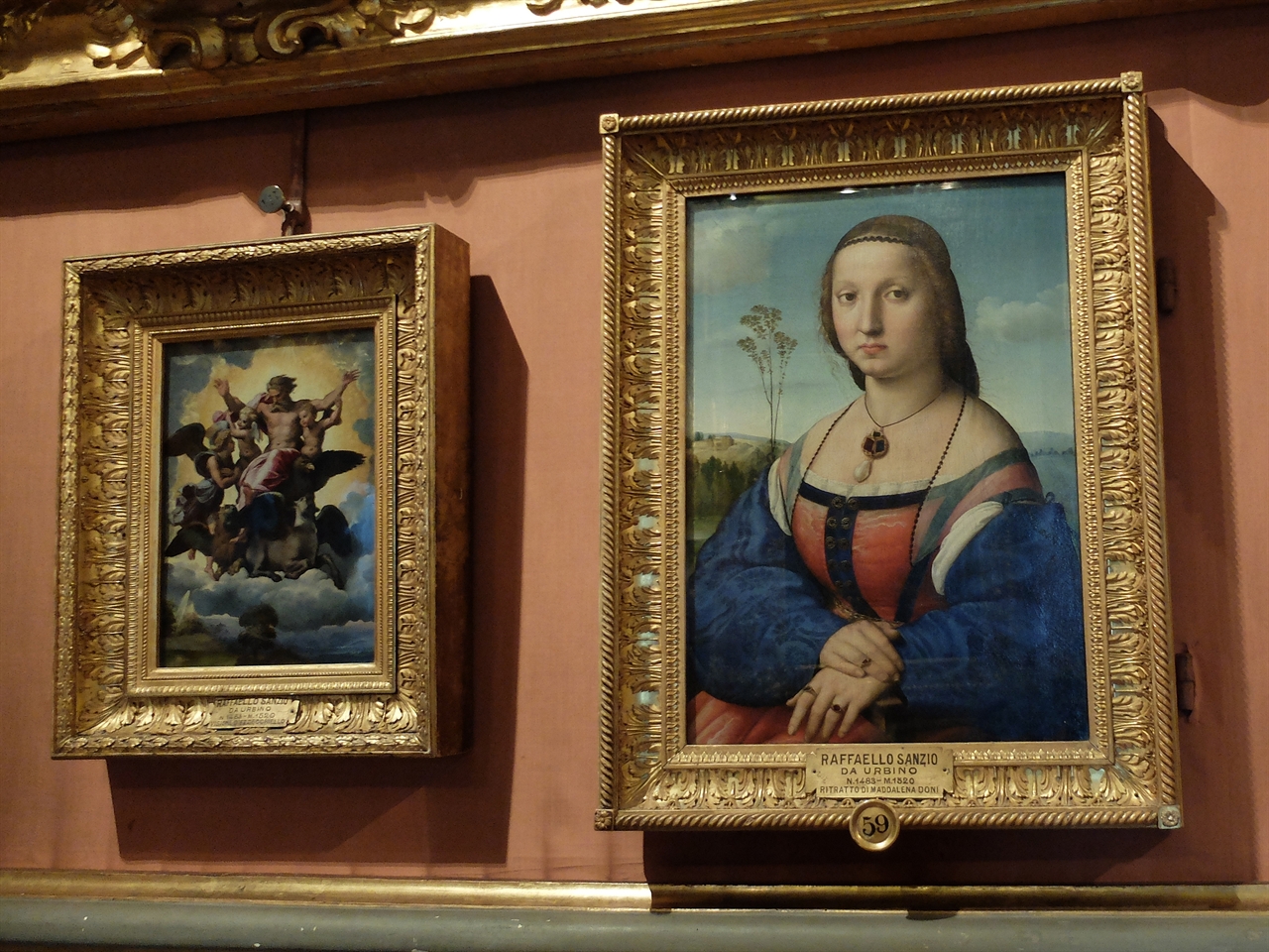 라파엘로 '도니 부인의 초상', '에스겔의 비전', 피렌체 팔라티나미술관. 한 자리에서 라파엘로의 명작들을 여러 편 만날 수 있는 것도 팔라티나 미술관의 매력입니다. 