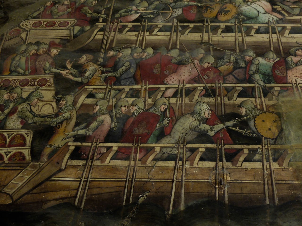 스피넬로 아레티노, '푼타 산 살보레 전투'(부분). 시에나 푸블리코 궁전. 원근법이 전혀 사용되지 않은 화면에 치열하게 묘사된 전투 장면이 인상적입니다.