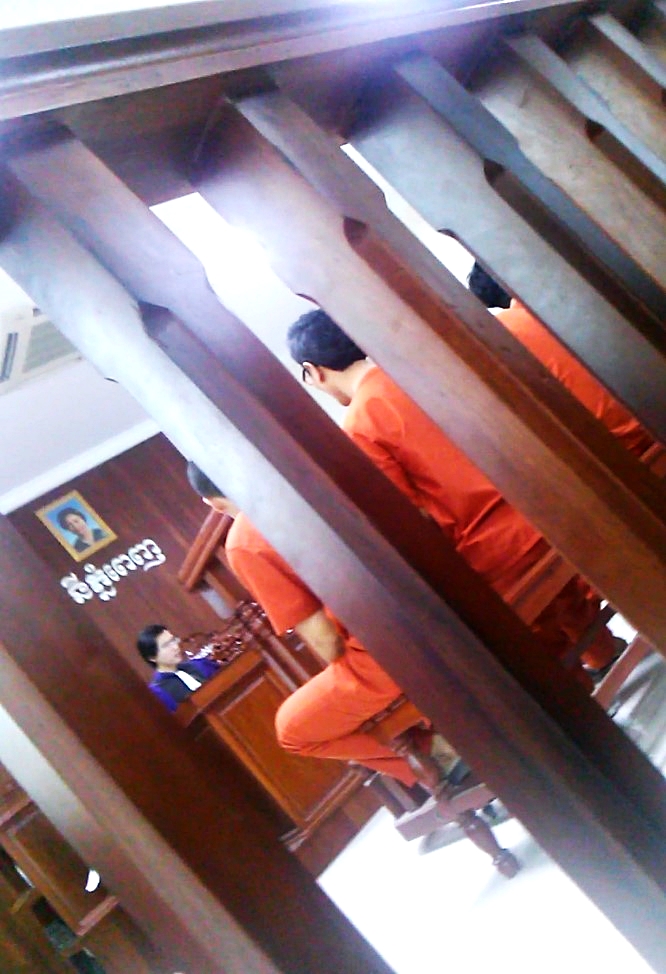 캄보디아 원정 보이스피싱사건으로 구속수감 지난 26일(현지시각) 캄보디아 수도 프놈펜 지방법원에서 열린 1심판결에서 징역 1년형을 받았다.  