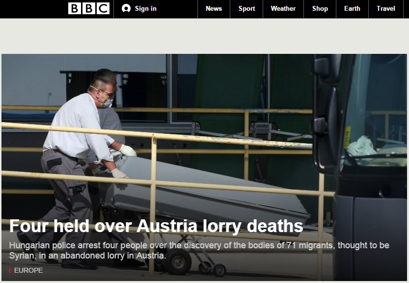 오스트리아 국경도로에 버려진 냉동 트럭에서 시리아 난민들이 숨진 채 발견된 사건을 보도하는 BBC 뉴스 갈무리.