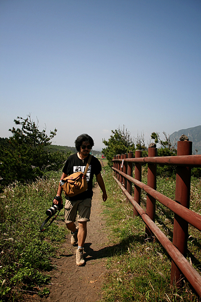 "다시 태어난다면 걷는 사진작가는 하지 않겠다." 걷는 사진작가 김진석