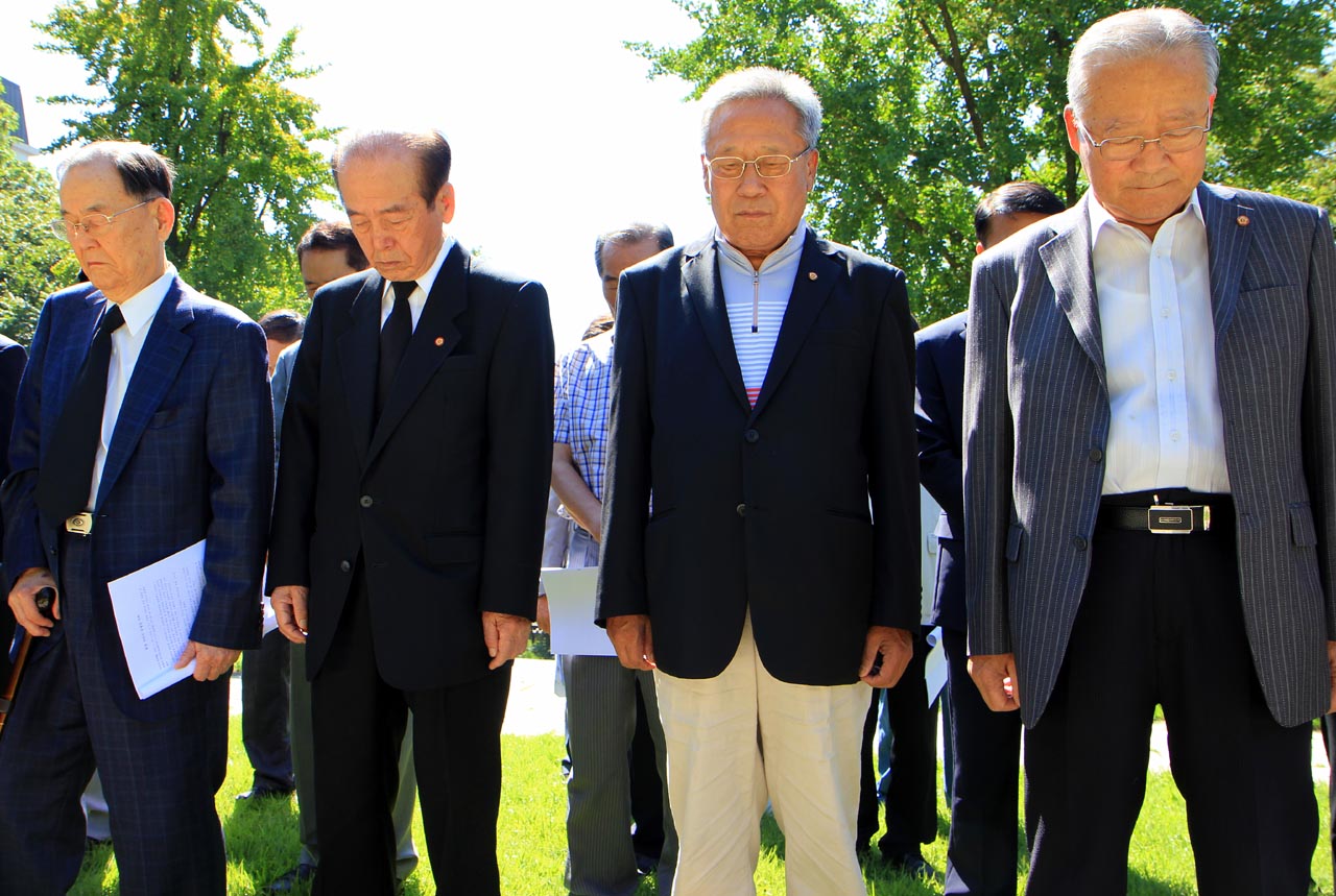 김자동 대한민국임시정부기념사업회 회장 등 독립운동계의 원로인사들도 추모식에 참석했다.
