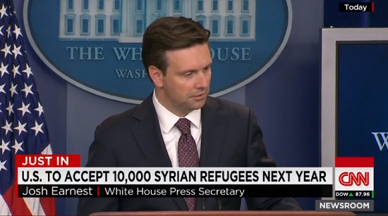 미국이 2016년 회계연도 동안 최소 1만 명의 시리아 난민을 수용하겠다고 밝혔단 소식을 전한 CNN 갈무리.