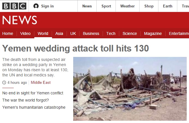 예멘의 한 예식장이 폭격을 받아 민간인 131명이 사망한 참사를 보도하는 BBC 뉴스 갈무리.
