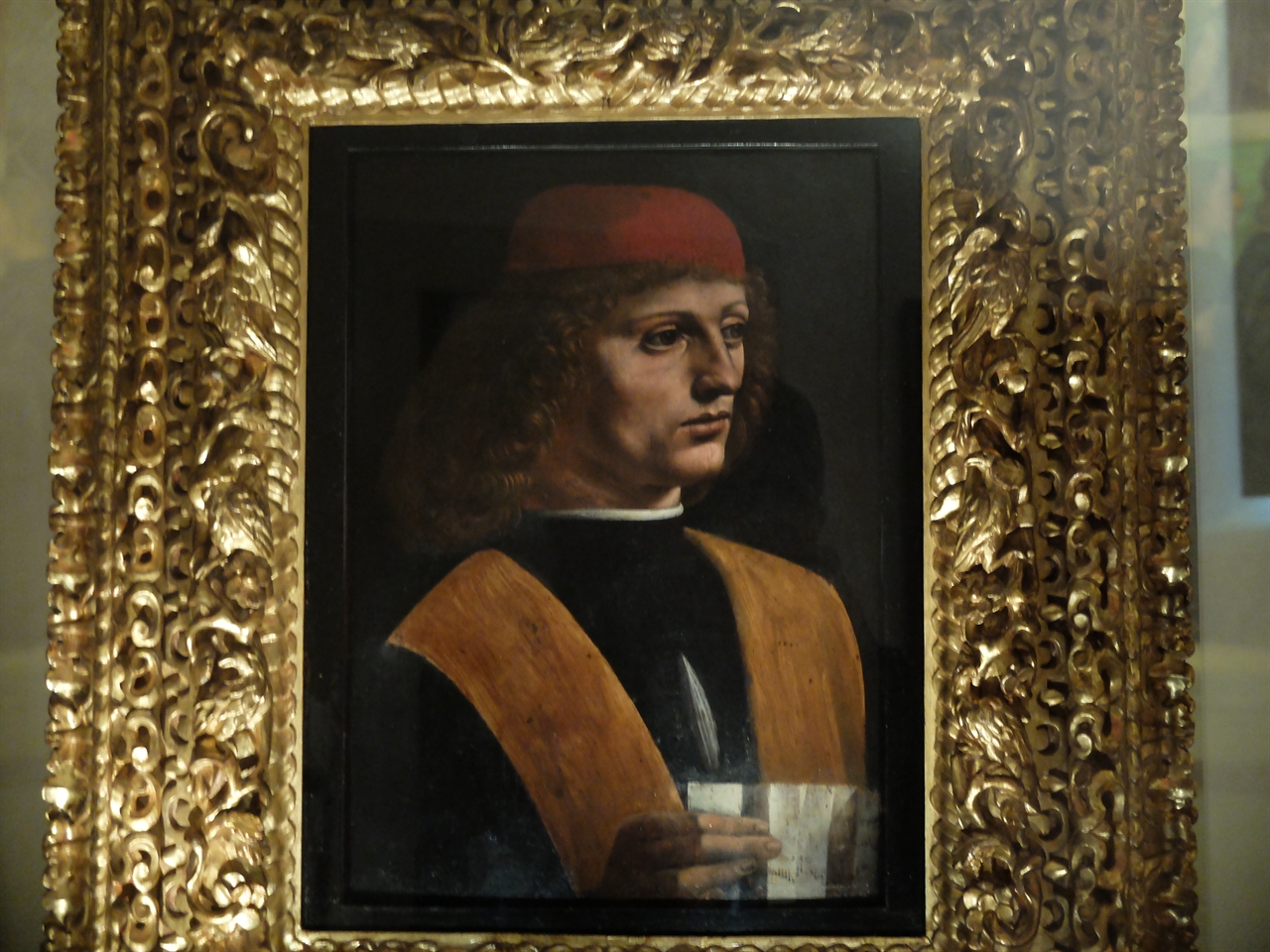 레오나르도 다빈치의 '음악가의 초상', 밀라노 암브로시아나 미술관. 밀라노 대성당의 합창단장 프란치노 가푸리오의 초상으로 알려진 이 그림은 다빈치가 남긴 유일한 남성 초상화입니다. 