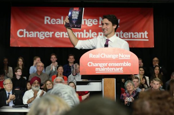 캐나다 총선에서 선거 유세를 하는 저스틴 트뤼도 자유당 대표.