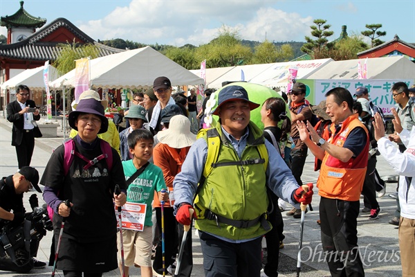  아시아에서 도보여행 마니아들이 돗토리현에 모였다. 워킹 페스티벌은 언제나 즐거워.