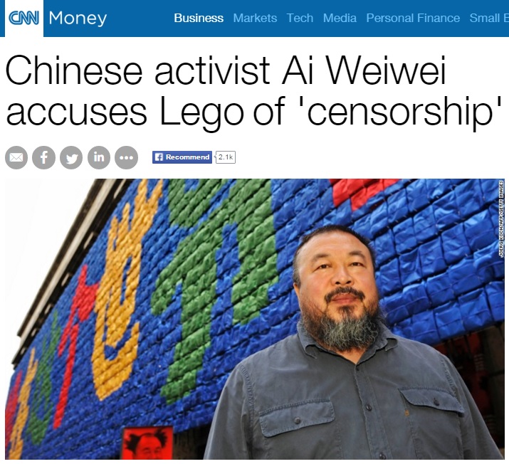 중국 설치미술가 아이웨웨이가 '레고'로부터 판매 거부를 당한 사연을 보도하는 CNN 뉴스 갈무리.