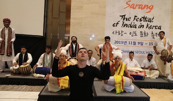 9일 저녁 7시 서울 중구 밀레니엄 힐튼 호텔에서 열린 인도문화축제 개막식에서 인도전통문화 공연이 펼쳐졌다.