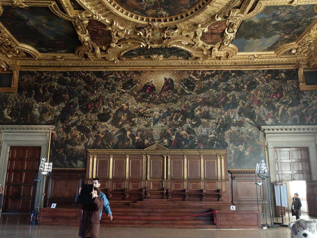 천국 틴토레토, ‘천국’, 베네치아 두칼레 궁전. 가로 폭 22미터의 세계 최대의 유화 작품입니다. 