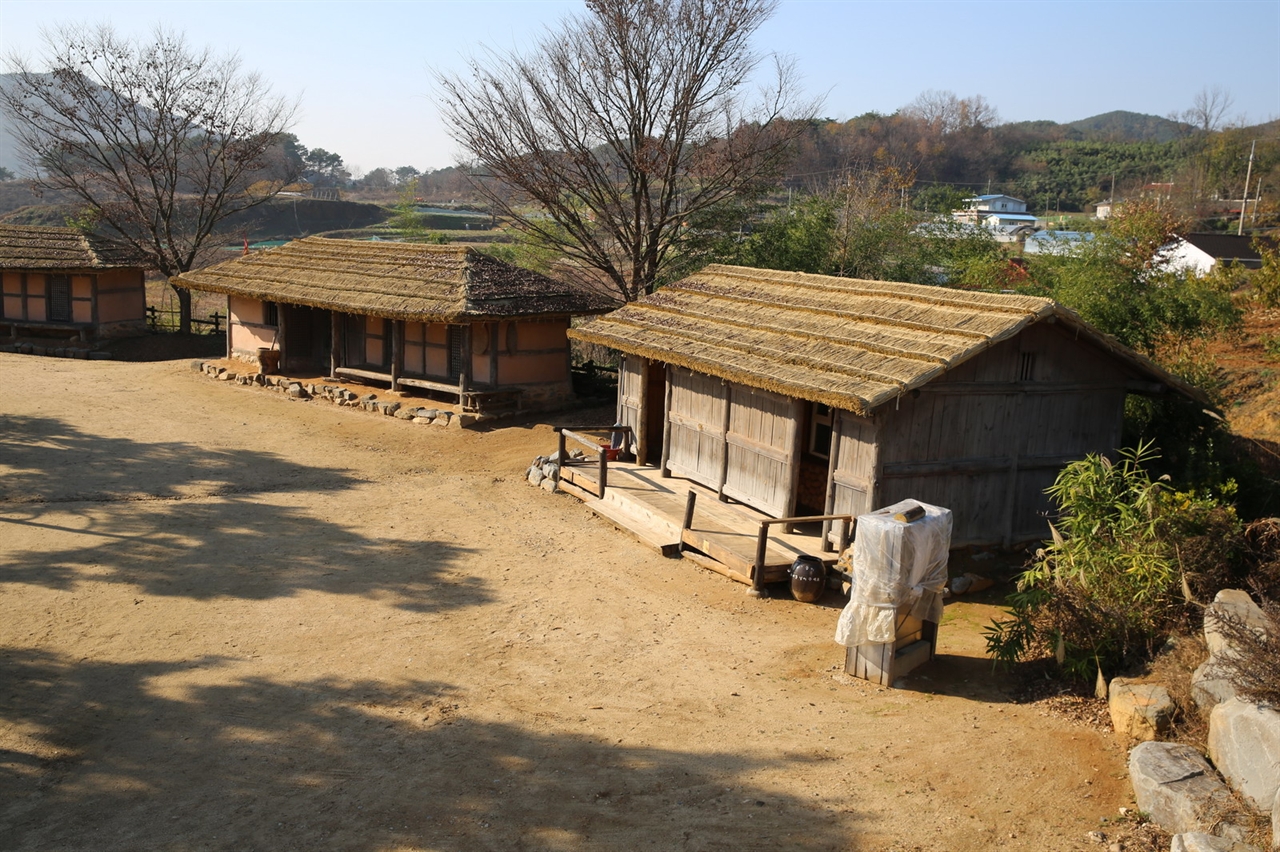 서민들이 살던 곳 서민들이 살던 공간을 재현해 놓은 곳