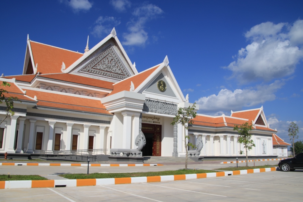 북한 만수대 창작사가 만든 캄보디아 앙코르 파노라마 박물관 전경 지난 2011년 공사를 시작. 무려 4년 만에 완공된 캄보디아 앙코르 파노라마 박물관의 모습