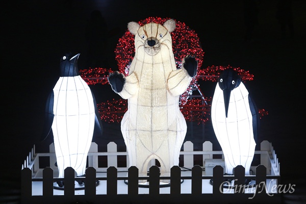  일산 호수공원 '꽃빛축제' 개막.