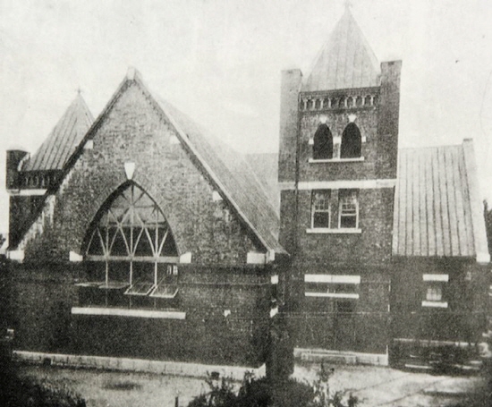 1910년 종로구 도렴동에 벽돌로 지어진 종교교회(종교교회 홈페이지)