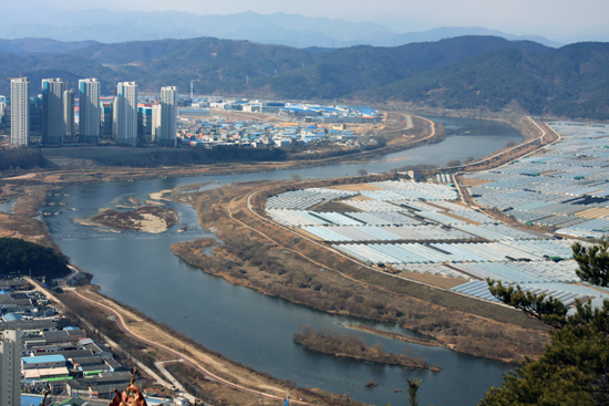 와룡산 용두봉에서 바라본 낙동강