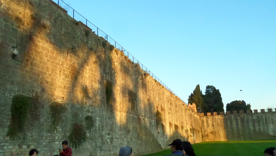 피사의 두오모 광장의 성벽이다. 