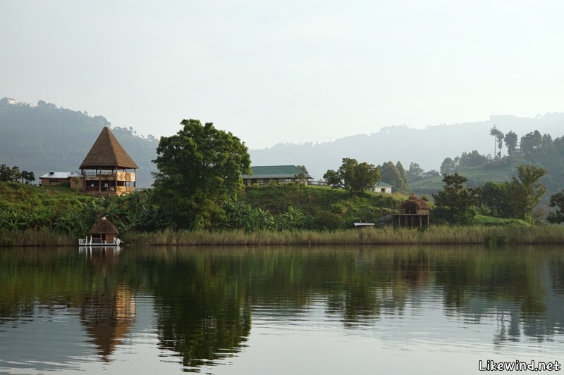 아름답기로 소문난 부뇨니 호수(Lake Bunyonyi).