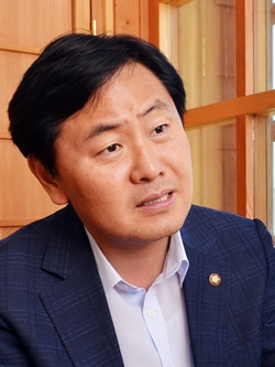 김관영 의원