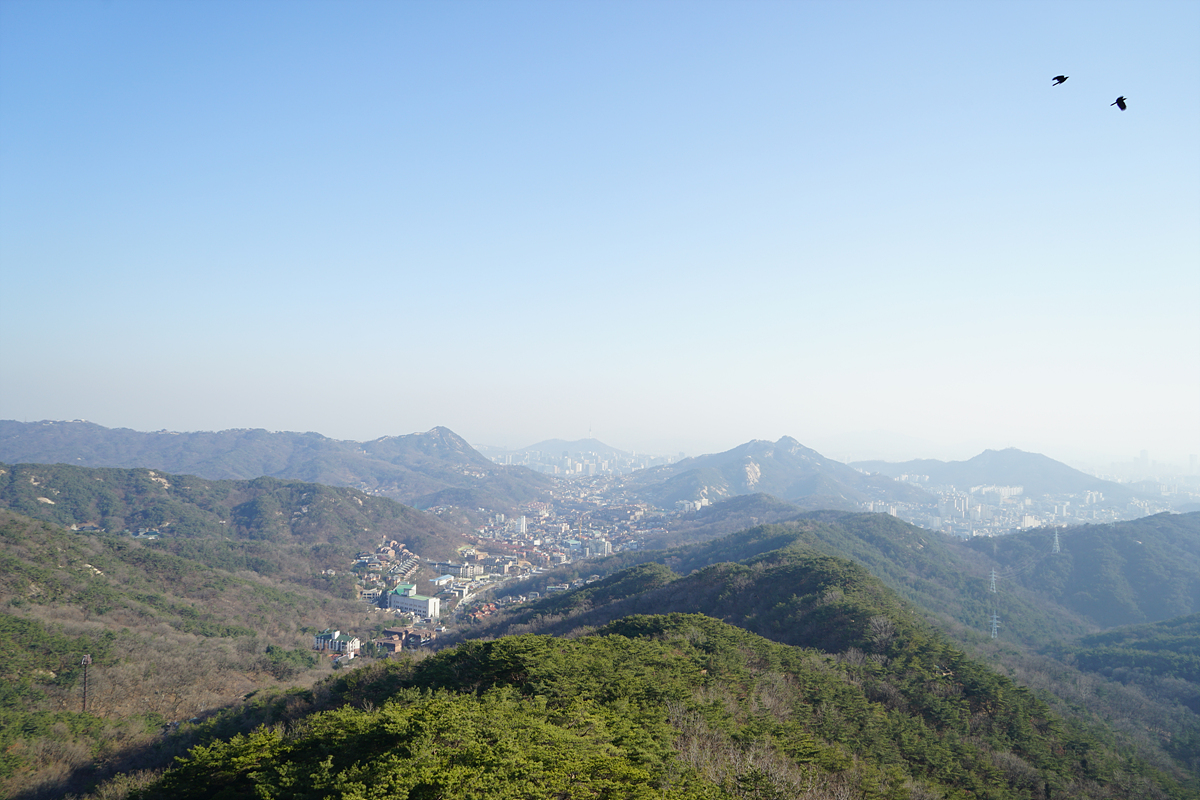  탕춘대에사 바라본 북악산