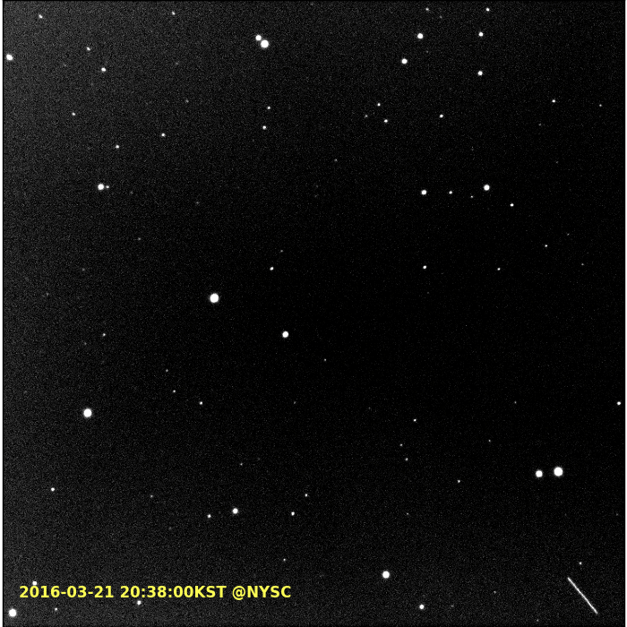 장노출(100초)로 촬영한 이미지 18장을 합쳐서 만든 혜성 팬스타스의 모습(사진=국립고흥청소년우주체험센터 덕흥천문대 제공)