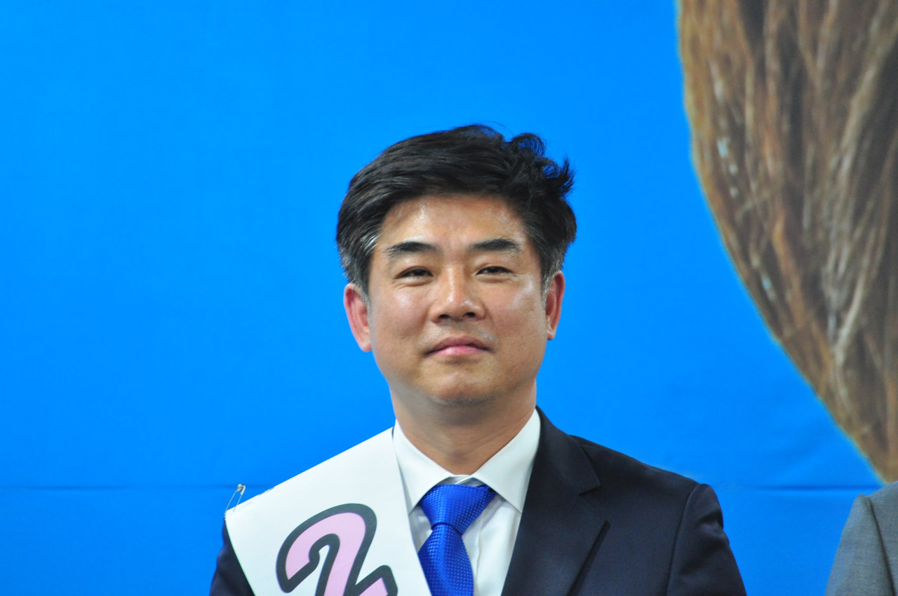 성남 중원 은수미후보개소식에 참석한 분당을 김병욱 더불어민주당후보