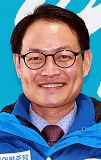 더불어민주당 허영 후보.