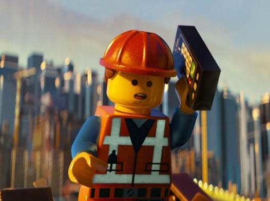  영화 <레고 무비>의 한 장면. 에밋(크리스 프랫)은 그저 평범한 레고 사람일 뿐, 세상을 구원할 인물은 아닌 것으로 보인다. 