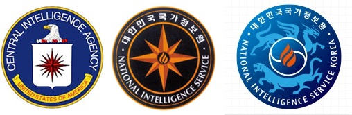 미국 CIA 문양(위 왼쪽)과 국정원의 과거(가운데) 및 현재(오른쪽)의 문양. 새 엠블럼에는 CIA 문양의 16방위 나침반을 본뜬 8방위 나침반을 없애고 태극문양을 넣었다.